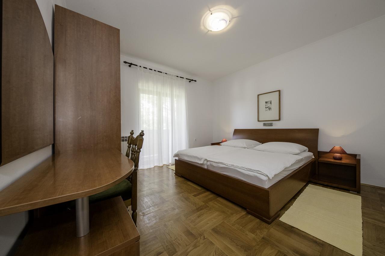 Apartments Dedic Supetarska Draga Dış mekan fotoğraf