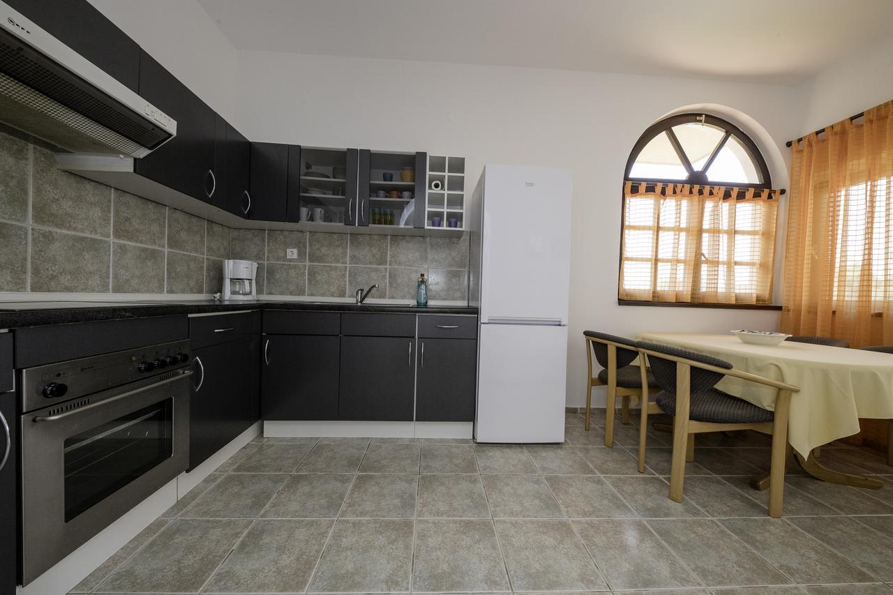 Apartments Dedic Supetarska Draga Dış mekan fotoğraf